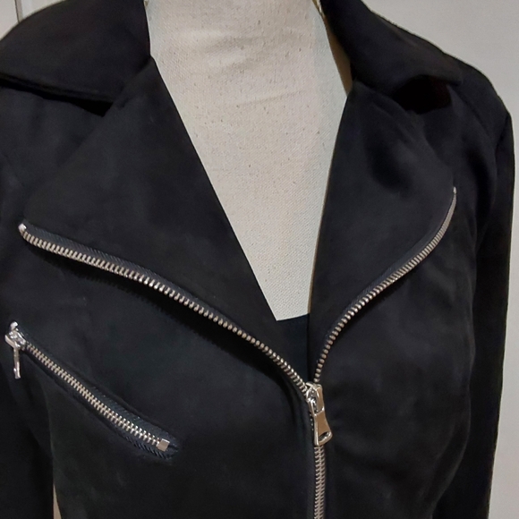 🌺 NWT Black Ookie & Lala Faux Suede Moto Jacket - Picture 4 of 13